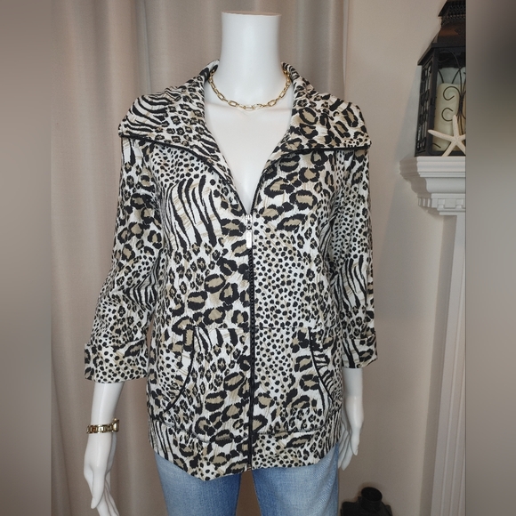 Kim Rogers Jackets & Blazers - KIM ROGERS EXTENDED COLLAR ANIMAL PRINT JACKET,  Multi-Color S